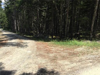21 Carrolls Hill Rd, Southwest Harbor, ME 04679