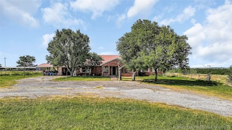 29929 State Highway 70, Ringling, OK 73456