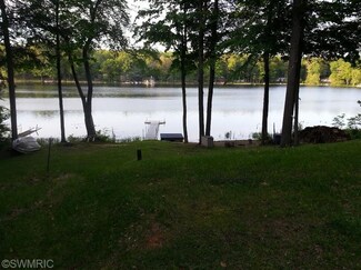 8906 Old Campground Rd Unit 6, Holton, MI 49425