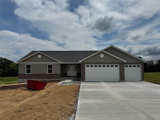 20 Alpine Dr, Troy, MO 63379