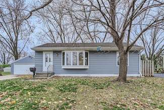 3780 Upper 73rd St E, Inver Grove Heights, MN 55076