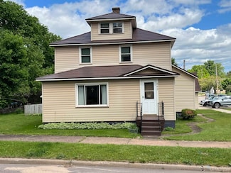 349 Gold St, Negaunee, MI 49866