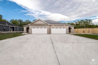 1801 NW 17th St, Abilene, KS 67410