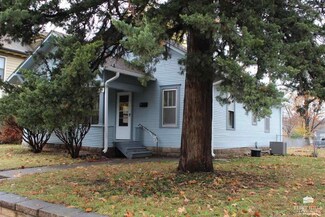 822 Vattier St, Manhattan, KS 66502