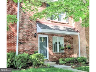 33 Quince Ct, Lawrence Township, NJ 08648
