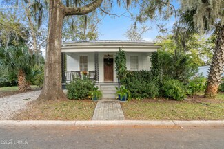 803 Harrington St, Beaufort, SC 29902