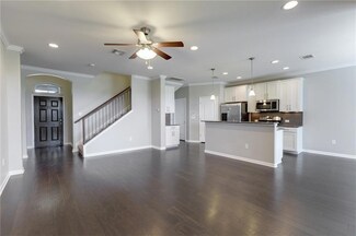 13400 Briarwick Dr Unit 2502, Austin, TX 78729