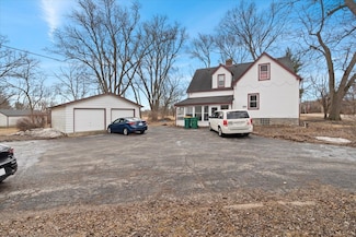 21279 W Shorewood Rd, Grayslake, IL 60030