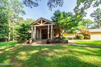 6147 Wirtz Rd, Flowood, MS 39232