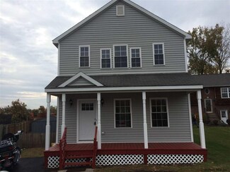 12 Lafayette Park, Troy, NY 12183