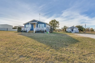 113 Mccrae Ln, Boyd, TX 76023