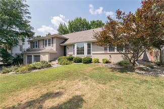 5412 Mission Rd, Fairway, KS 66205