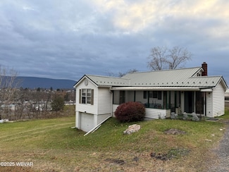 265 Vilas Dr, Jersey Shore, PA 17740