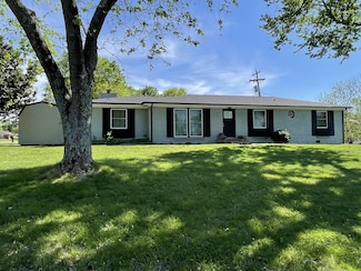 230 Alfred Dr, Clarksville, TN 37043