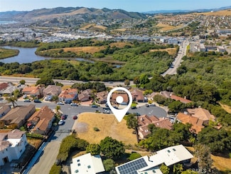 906 N 5th St, Grover Beach, CA 93433