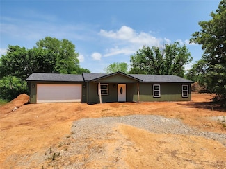 18518 Council Ave, Lindsay, OK 73052