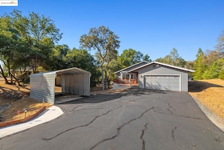 20747 Rising Hill Cir, Groveland, CA 95321