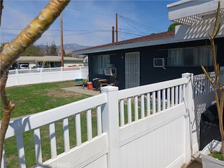 1444 Opal Ave, Mentone, CA 92359