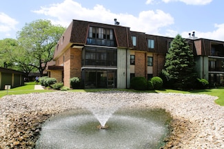 9165 North Rd Unit C, Palos Hills, IL 60465