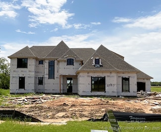 8337 S Timber Wolf Dr, Broken Arrow, OK 74014