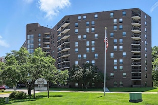 6615 Lake Shore Dr S Unit 317, Richfield, MN 55423
