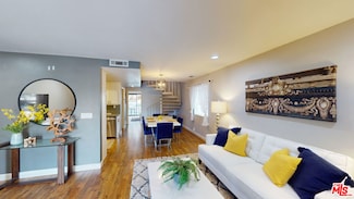 2601 E 19th St Unit 16, Signal Hill, CA 90755