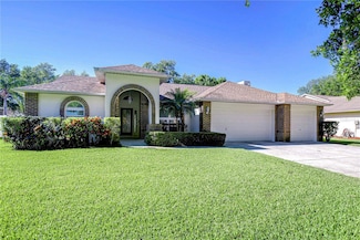 2749 Bent Leaf Dr, Valrico, FL 33594