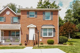 803 NE Edgemont St N, Abingdon, VA 24210