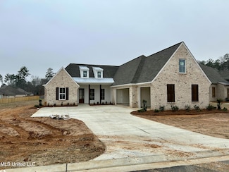 911 Waters Edge, Brandon, MS 39047