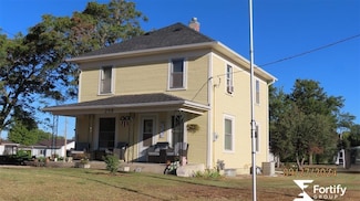 250 E South St, Grafton, NE 68365