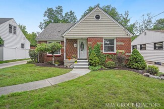 313 Alten Ave NE, Grand Rapids, MI 49503