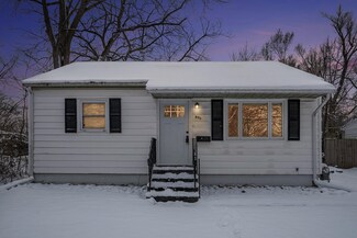 831 Clover St, Kalamazoo, MI 49008