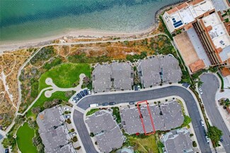 4738 Beachwood Ct, Carlsbad, CA 92008