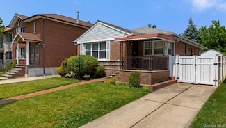 198-37 50th Ave, Flushing, NY 11365