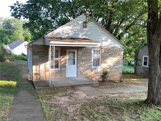 2811 Rowell St, Winston Salem, NC 27101