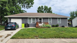 505 Pacific Dr, Belton, MO 64012
