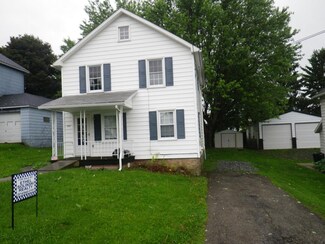 757 7th St, Colver, PA 15927