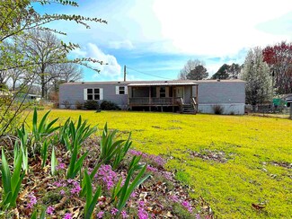 21308 Mcpherson Rd, Mabelvale, AR 72103