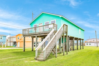 337 Thunder Rd, Surfside Beach, TX 77541
