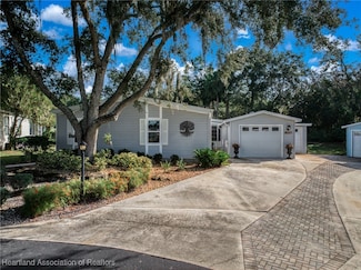 2877 S Driftwood Ct, Avon Park, FL 33825
