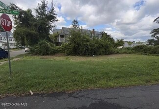 565 Florence St, Schenectady, NY 12308