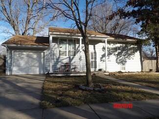 1402 N Grimes St, McPherson, KS 67460