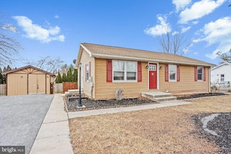 44 E Locust Ln Unit 127, New Oxford, PA 17350