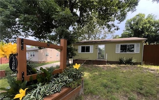 1208 E Green Dr, High Point, NC 27260