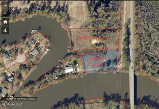 12099 Doctors Lake Dr, Biloxi, MS 39532