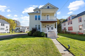 403 Valley Dr, Syracuse, NY 13207