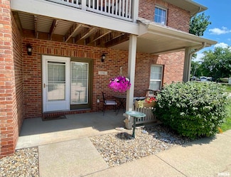 1781 Bilbridge Ln, Chatham, IL 62629