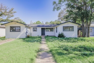 3812 31st St, Lubbock, TX 79410