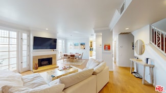 1037 16th St Unit 10, Santa Monica, CA 90403