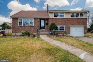 12 Vista Rd, Reading, PA 19610